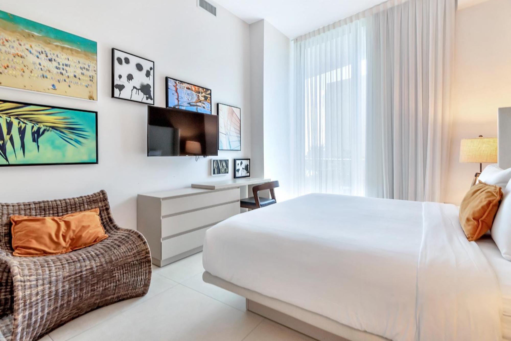 203-1Br/1Ba At The Beach Gem! Lux Amenities! Hollywood Buitenkant foto