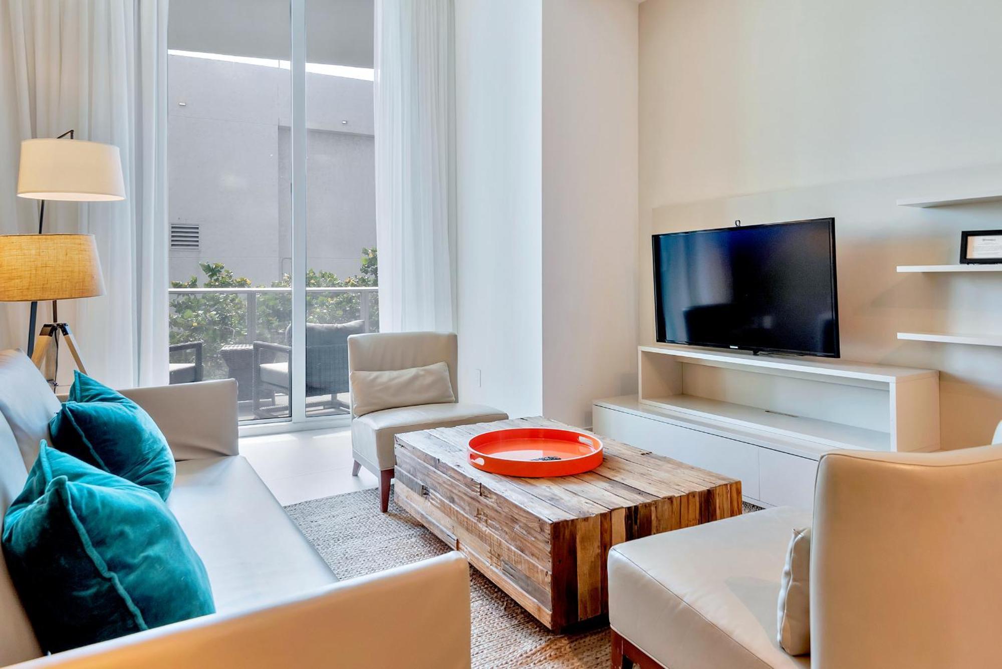 203-1Br/1Ba At The Beach Gem! Lux Amenities! Hollywood Buitenkant foto